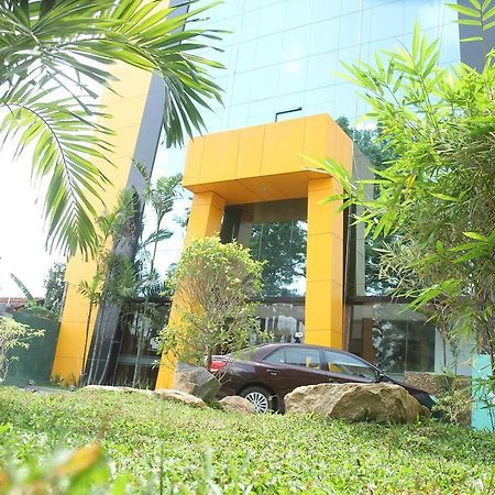 Hotel Kamrel كورونيغالا المظهر الخارجي الصورة